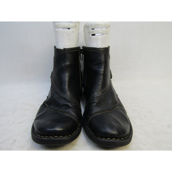 Clarks Womens Sz 7.5 M Black Leather Zip Ankle Fashion Boots Bootie - Picture 5 of 11